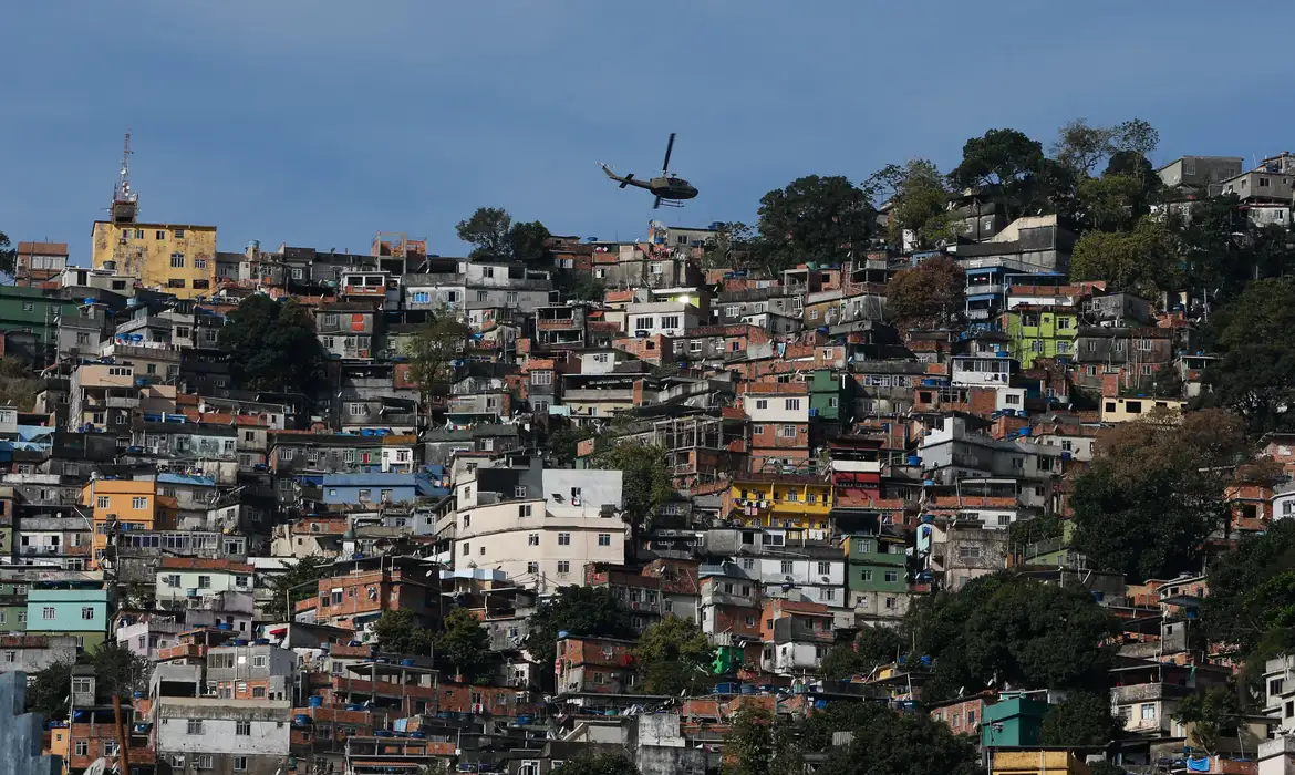 Leia mais sobre o artigo Tendência de consumo em favelas foge de estereótipo da pobreza extrema