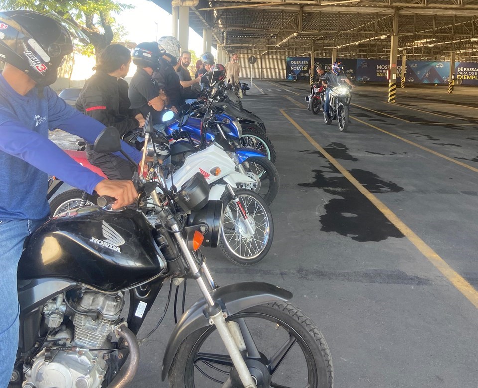 Leia mais sobre o artigo Detran|ES publica lista de selecionados para curso de pilotagem