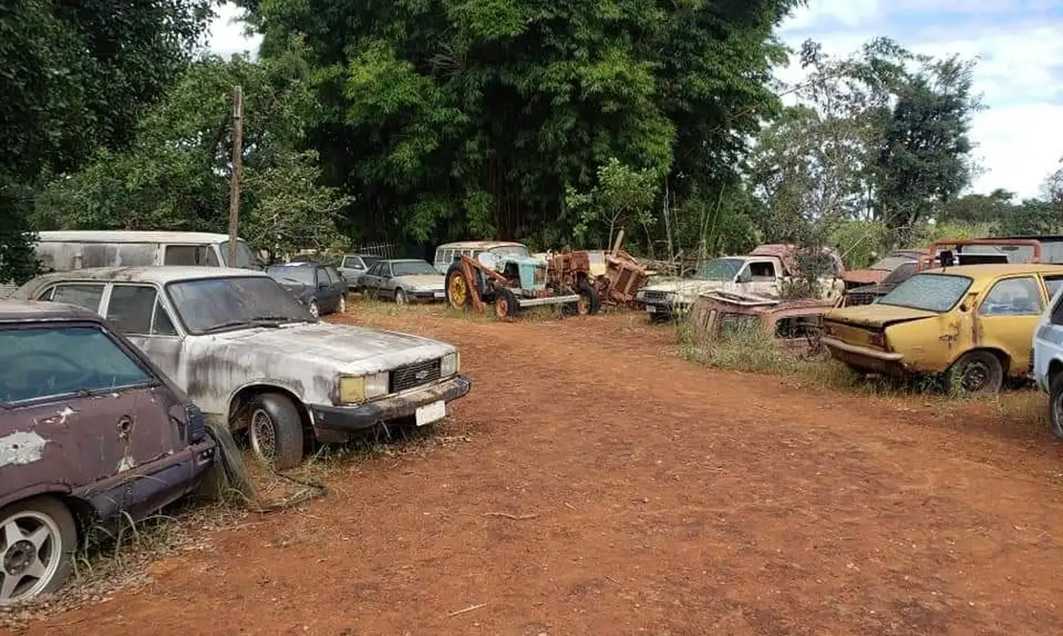 Leia mais sobre o artigo Ferros-velhos poderão ser fechados se venderem fios de cobre roubados