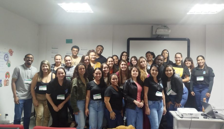 Leia mais sobre o artigo Capacitação fortalece atendimento do Cadastro Único em Cachoeiro