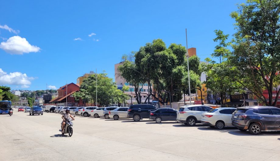 Leia mais sobre o artigo Trecho da Linha Vermelha será interditado para montagem da Oktober Fest Cachoeiro